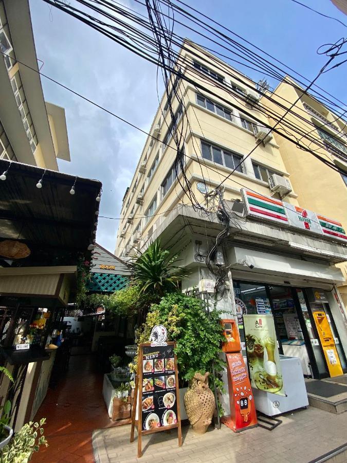 Kc Guest House Bangkok Exteriör bild