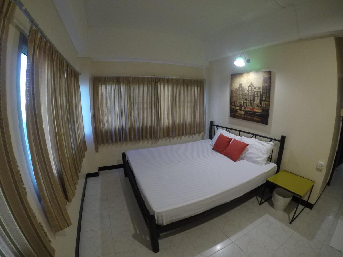 Kc Guest House Bangkok Exteriör bild