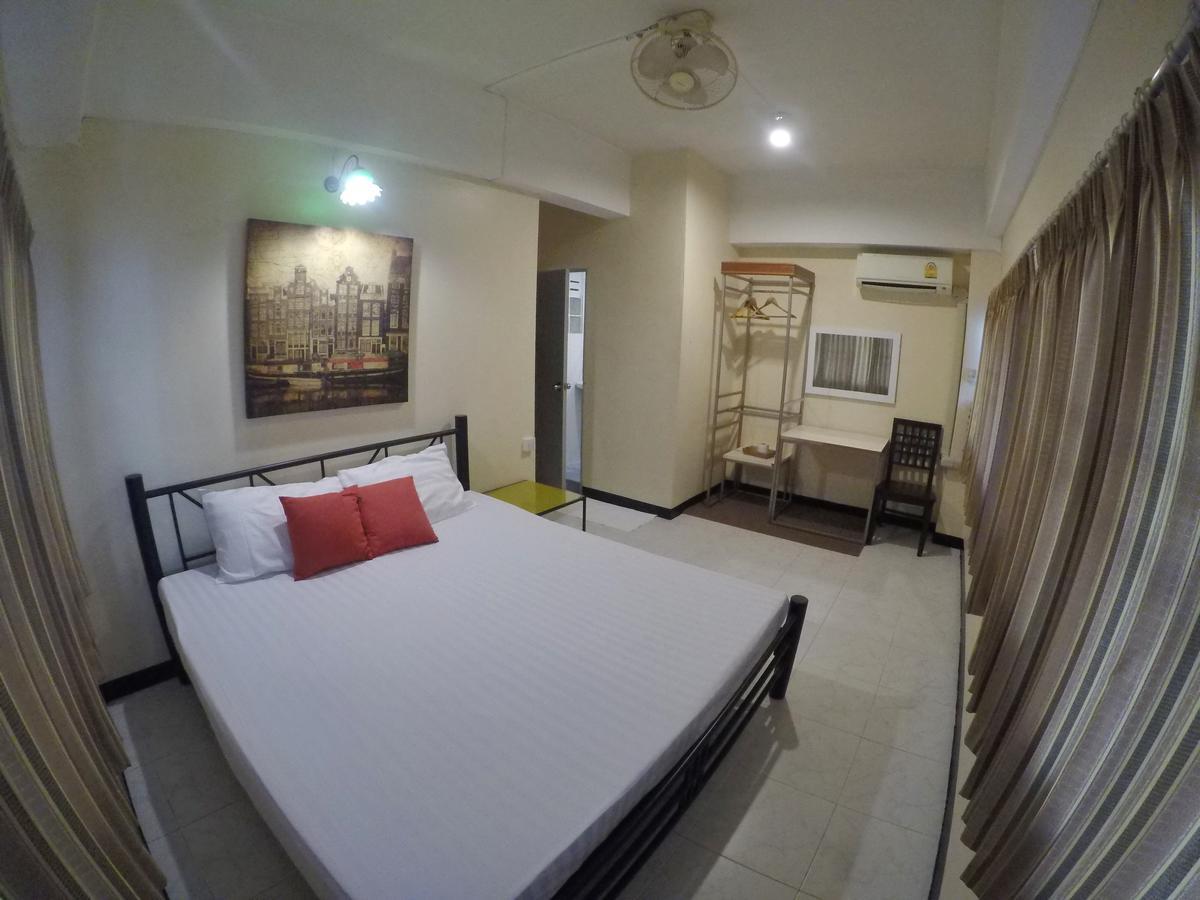 Kc Guest House Bangkok Exteriör bild